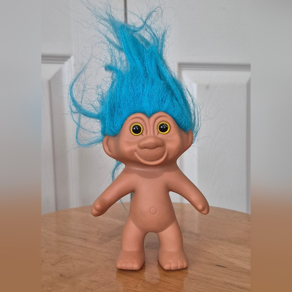 Vintage 1991 TNT Troll Doll with Blue Hair And Yellow Eyes